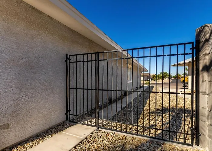 Rare Getaway I 2br, Ensuite, Fenced, Sunrises Holiday home